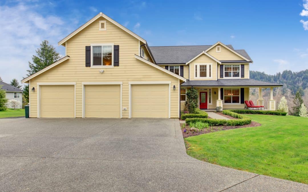 Pressure Washing Before Exterior Painting in Anchorage: When It Helps and When It Can Hurt