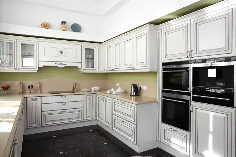 repaint kitchen cabinets